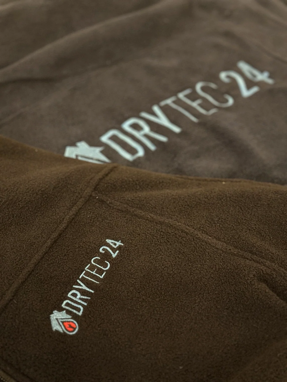 Fleece mit Logo-Stick