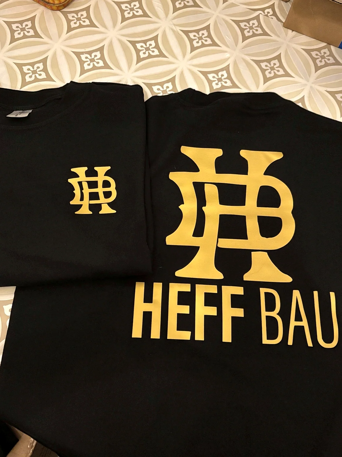 Sweatshirts bedrucken – echtes Persomade-Projekt