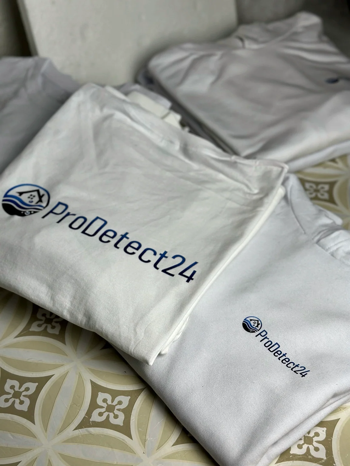 Hoodies bedrucken – echtes Persomade-Projekt